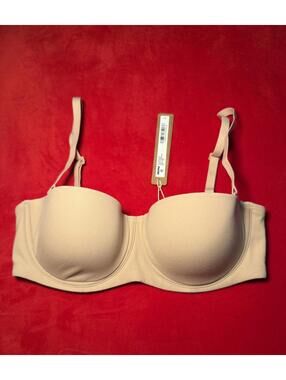 Skims Fits Everybody Strapless Bra Color Mica Size 32B